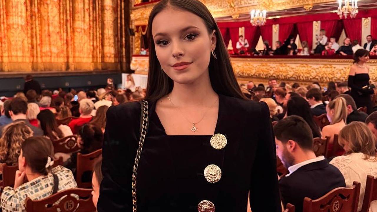 Щербакова показала фото из Большого театра