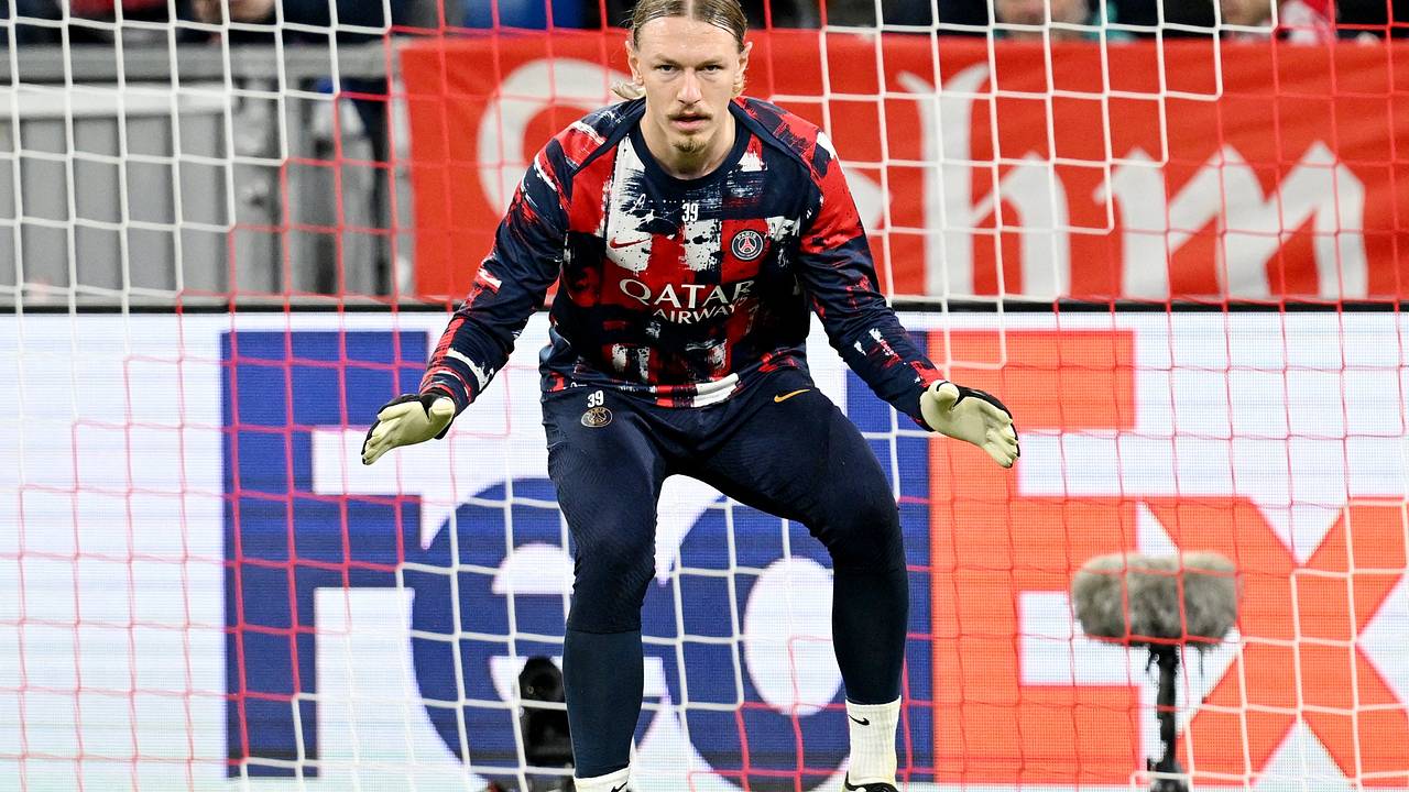 Сафонов сделал заявление после завоевания первого трофея с ПСЖ