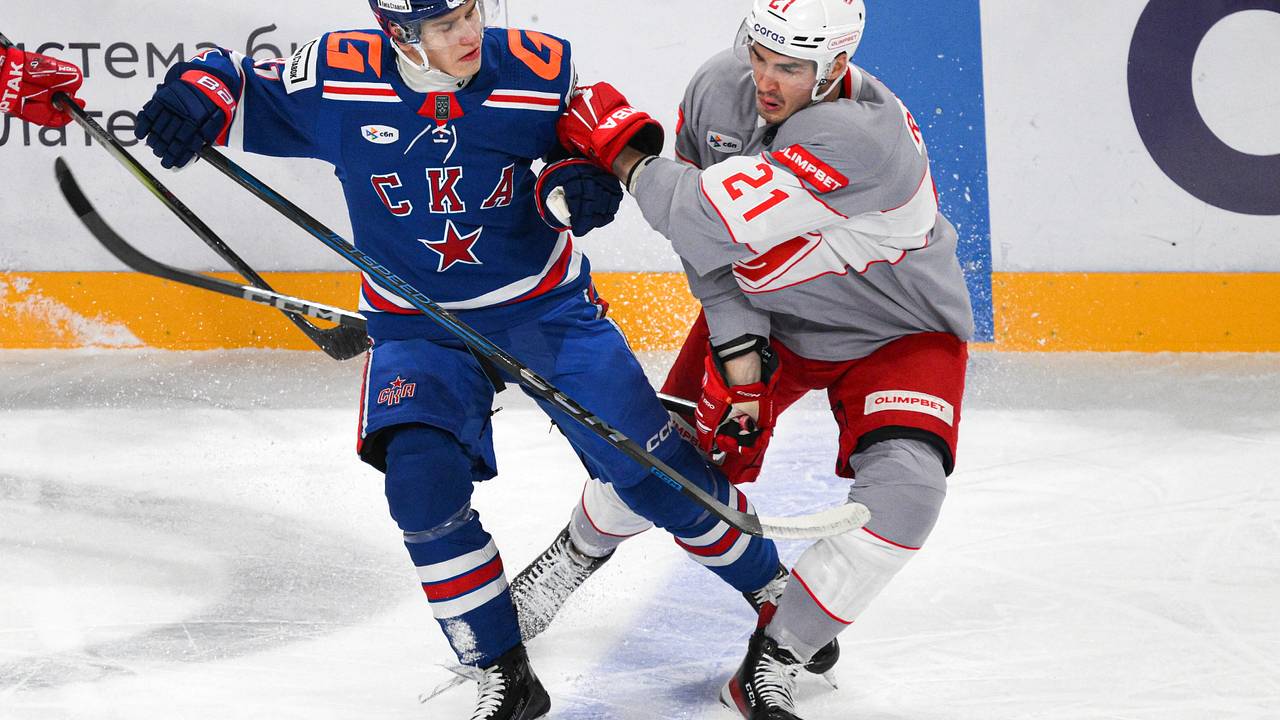 «Спартак» разгромил СКА в матче КХЛ