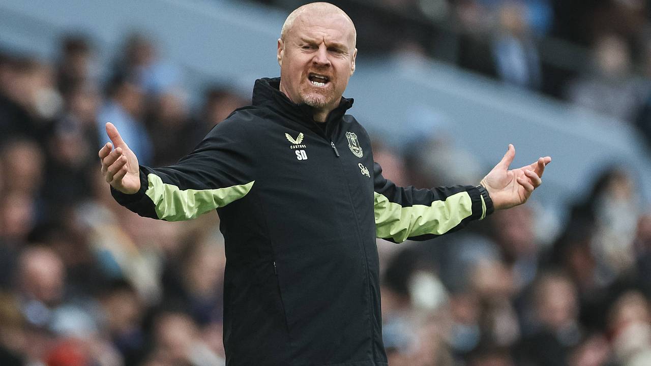 Клуб АПЛ уволил главного тренера за три часа до начала матча