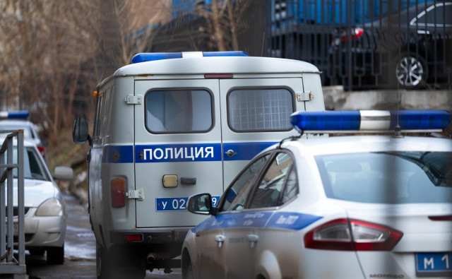 В Курске в школу ворвался подросток с ножами и жидкостью для розжига