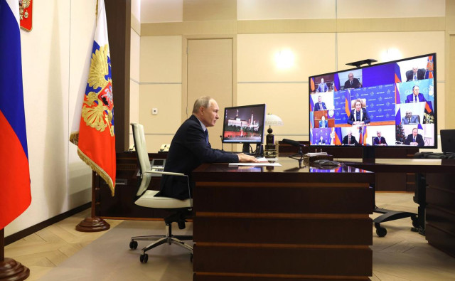 Путин обсудил с Совбезом безопасность празднования 80-летия Победы