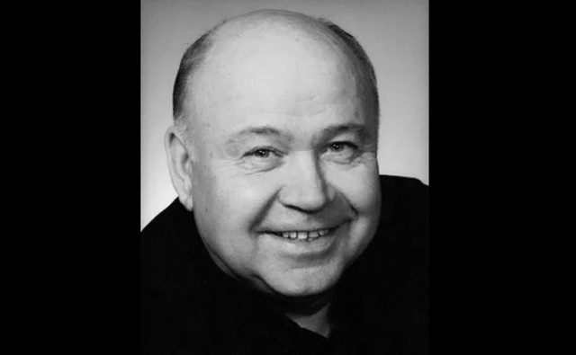 Умер заслуженный артист России Валерий Демин