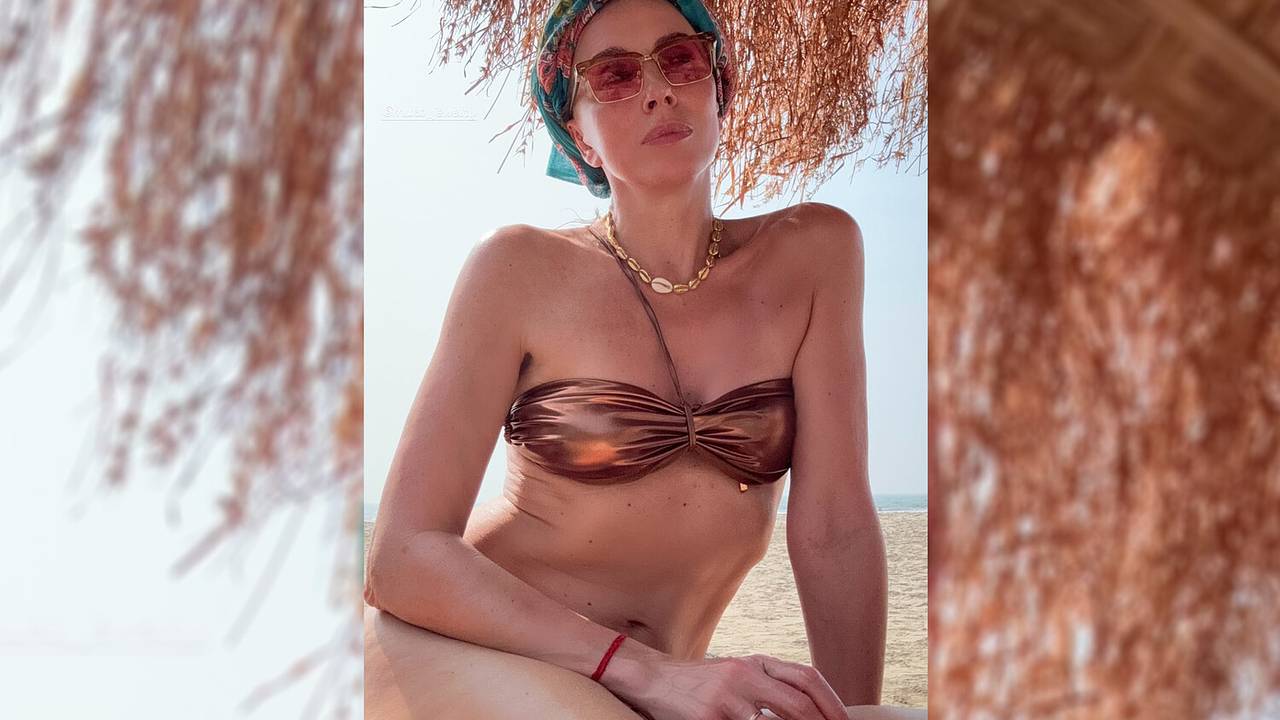 56-летняя Светлана Бондарчук снялась в бикини