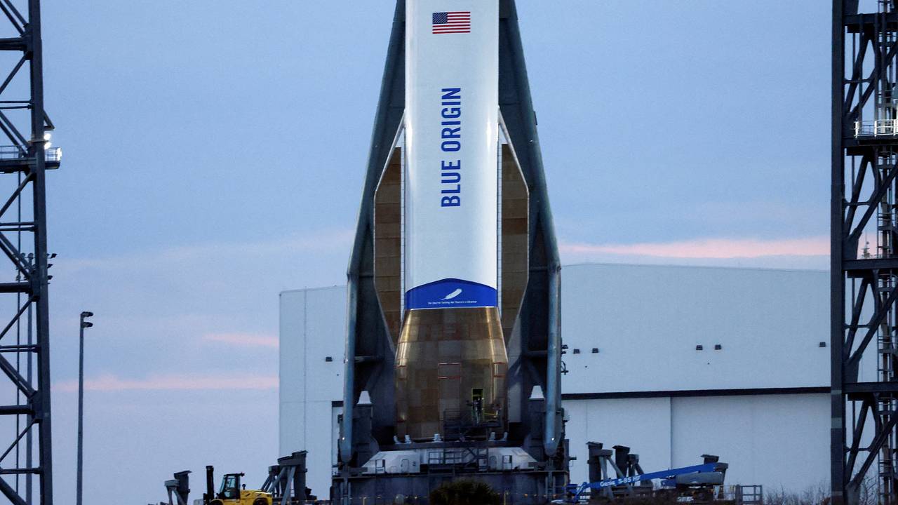 Blue Origin в очередной раз отменила первый пуск New Glenn