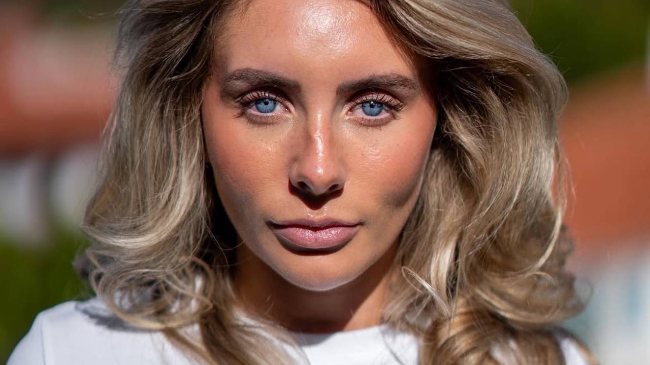 Модель Onlyfans занялась сексом с 1057 мужчинами за 12 часов и установила мировой рекорд