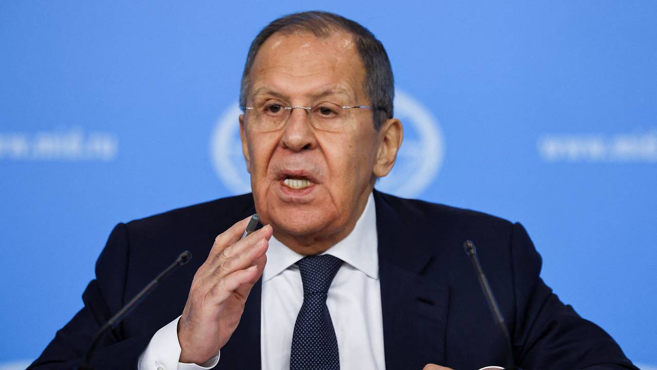 Лавров пошутил над словами обратившегося к нему журналиста