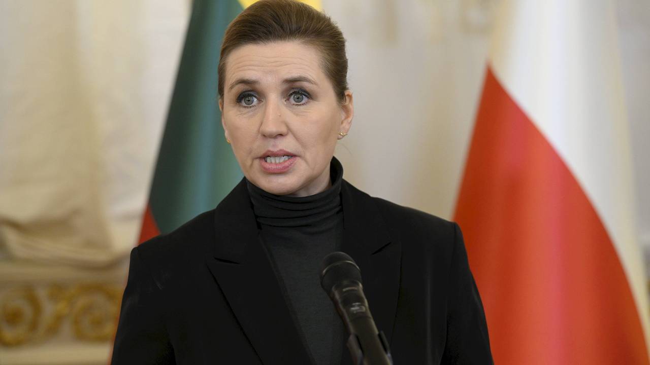 Премьер Дании обсудила с Трампом Гренландию