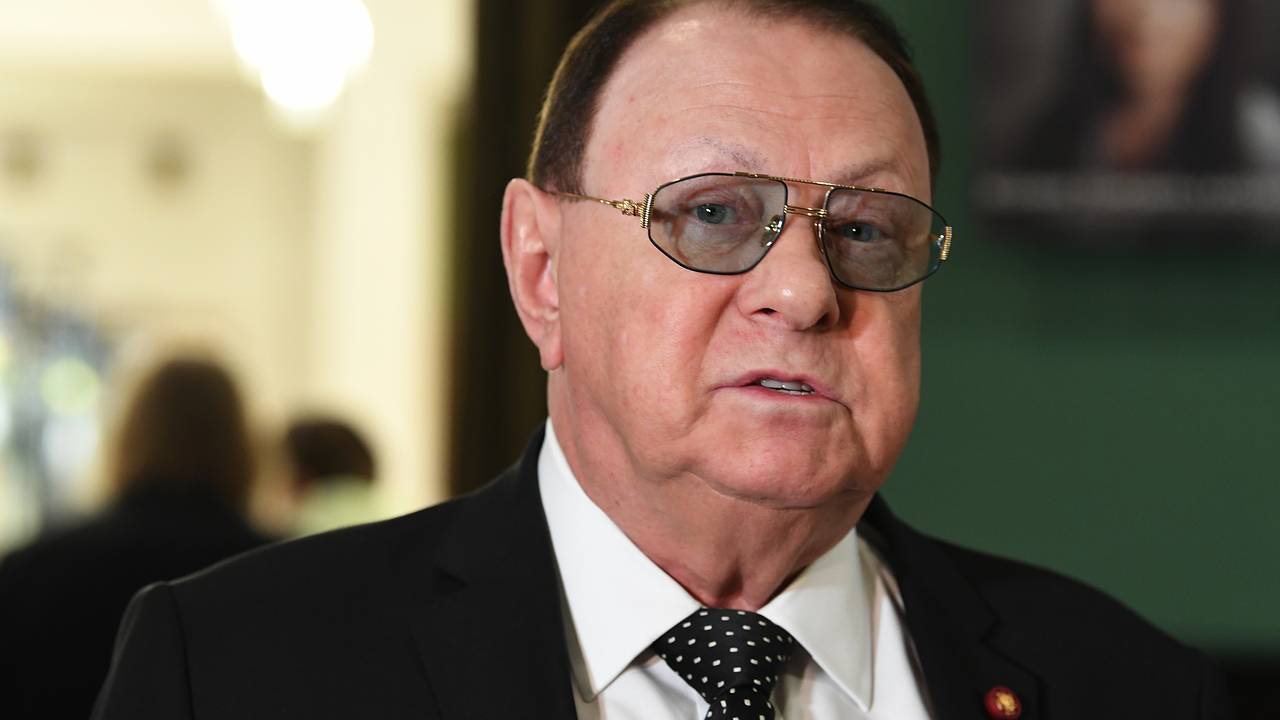 Директор «Ленкома» рассказал о предлагаемых Певцову ролях