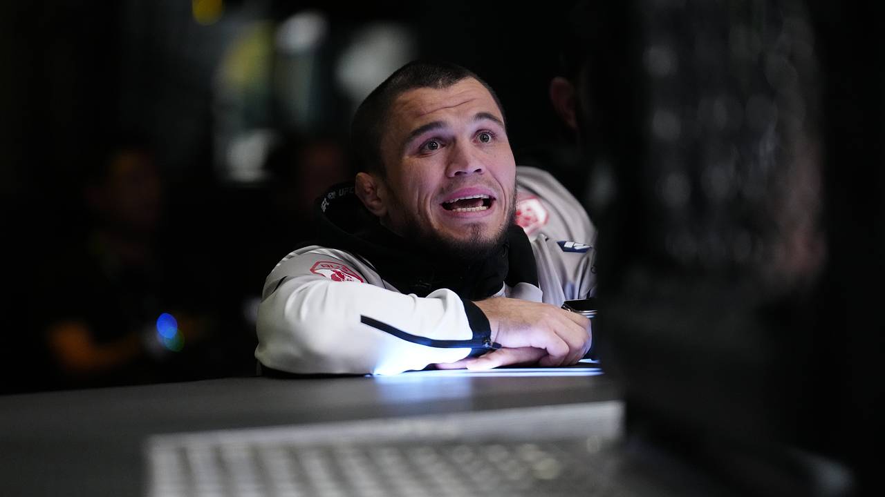 Брат Нурмагомедова призвал Двалишвили вернуться в Грузию