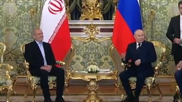 Путин и президент Ирана Пезешкиан начали переговоры в Кремле