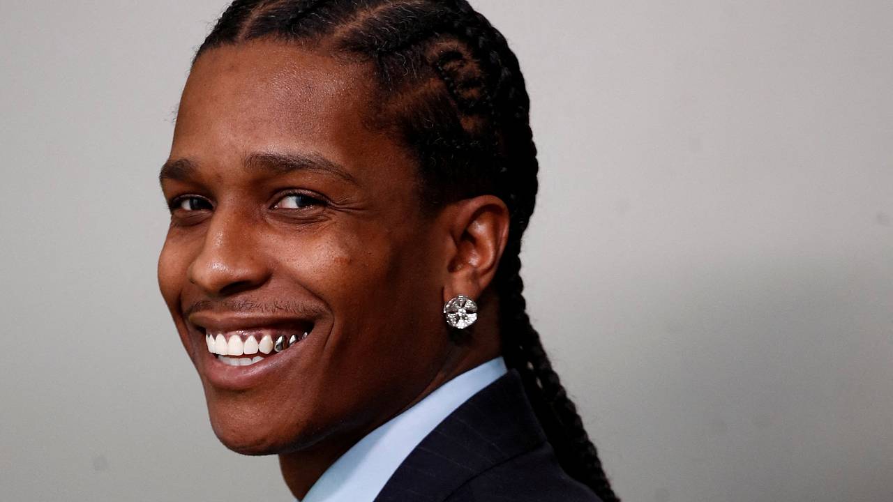 A$AP Rocky вышел в свет с сумкой за 1,2 миллиона рублей