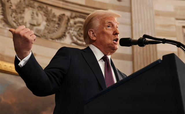 Трамп объявил, что США признают только два гендера