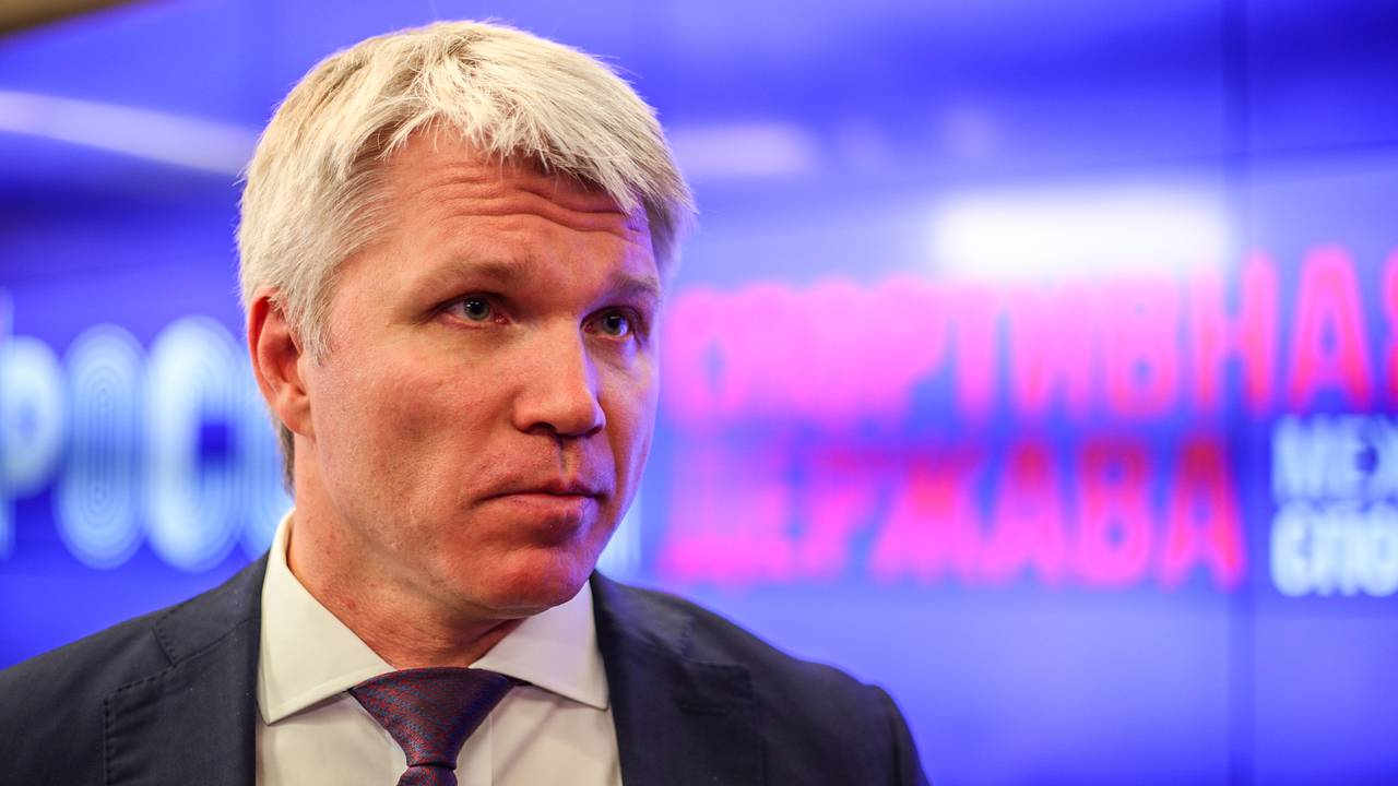 Бывший министр спорта России заподозрил шахматиста-чемпиона в готовности продаться