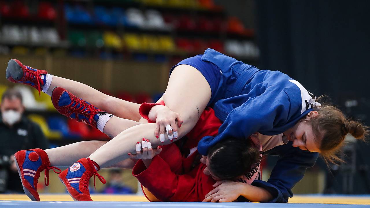 Чемпионку мира по самбо из России заподозрили в применении допинга