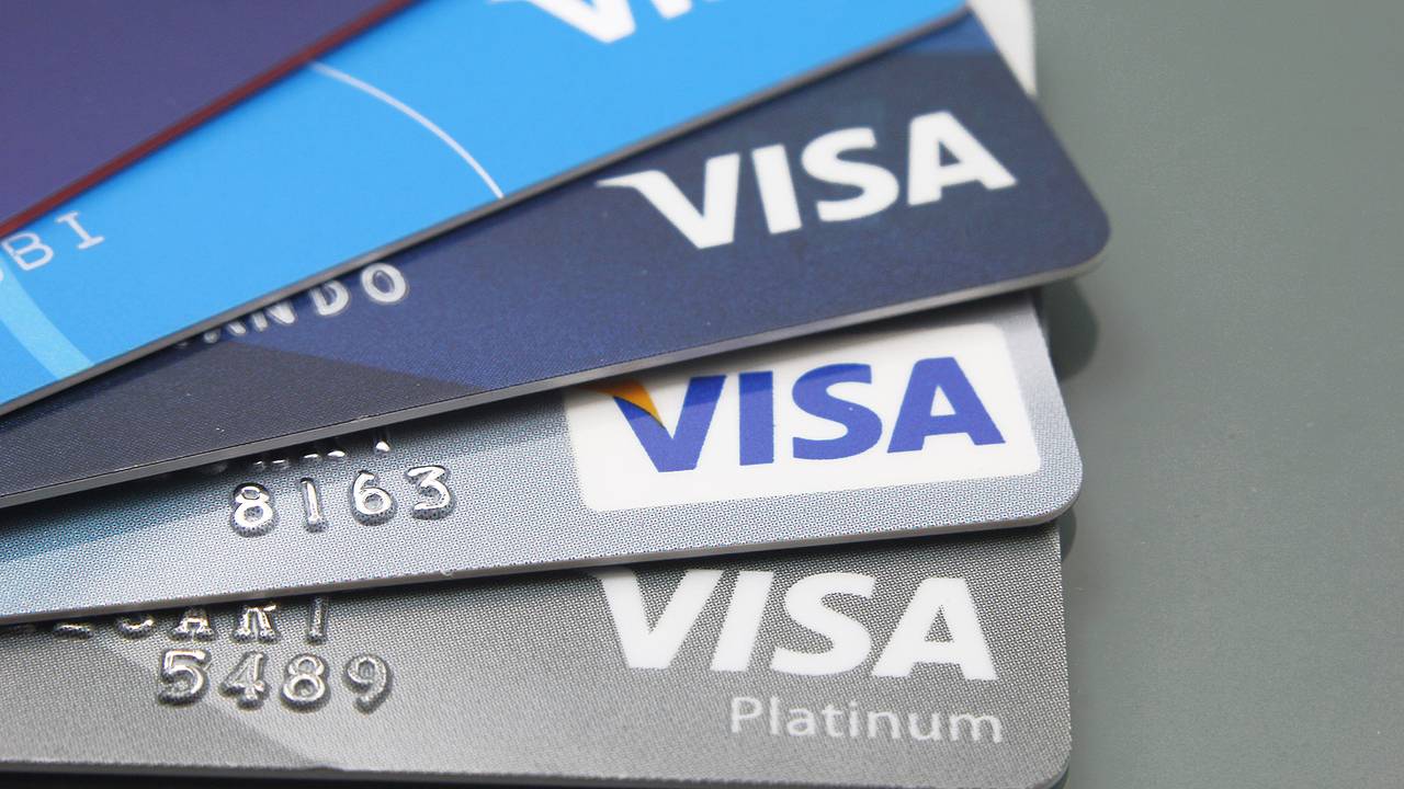 Visa ввела ограничения для одного из банков Киргизии