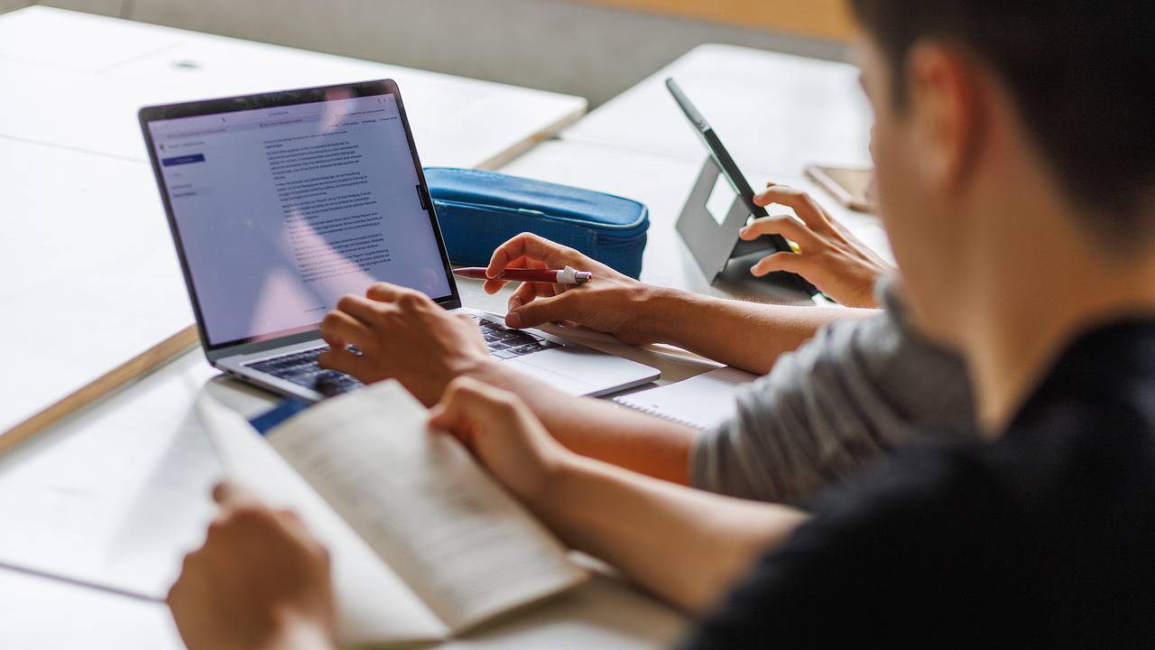 В работе ChatGPT произошел глобальный сбой