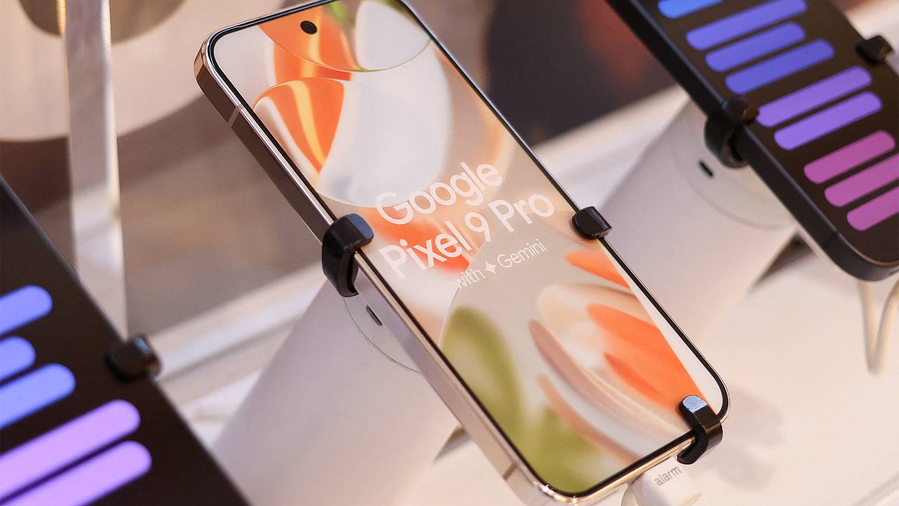 Названы лучшие смартфоны-аналоги новой флагманской серии Samsung Galaxy S25