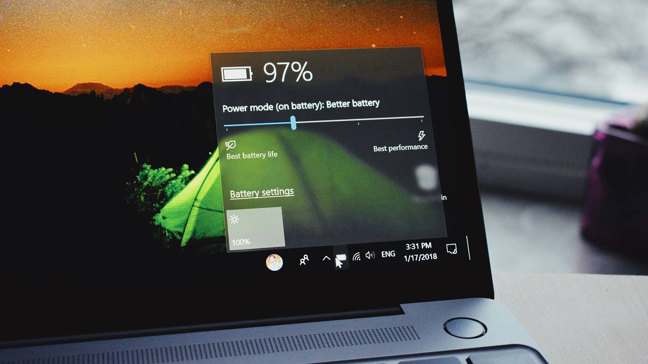 Пользователям Windows 10 разрешили обновиться до последней ОС