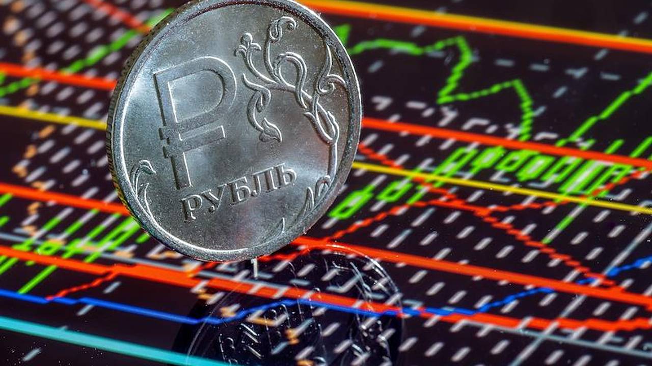 Россиянам назвали самые выгодные способы вложений