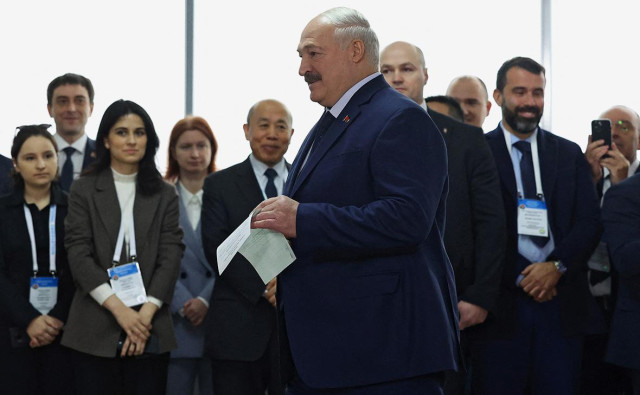 Лукашенко заявил, что ему фиолетово на непризнание выборов со стороны ЕС