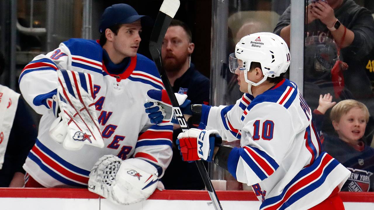 Панарина включили в символическую сборную XXI века еще одного клуба НХЛ