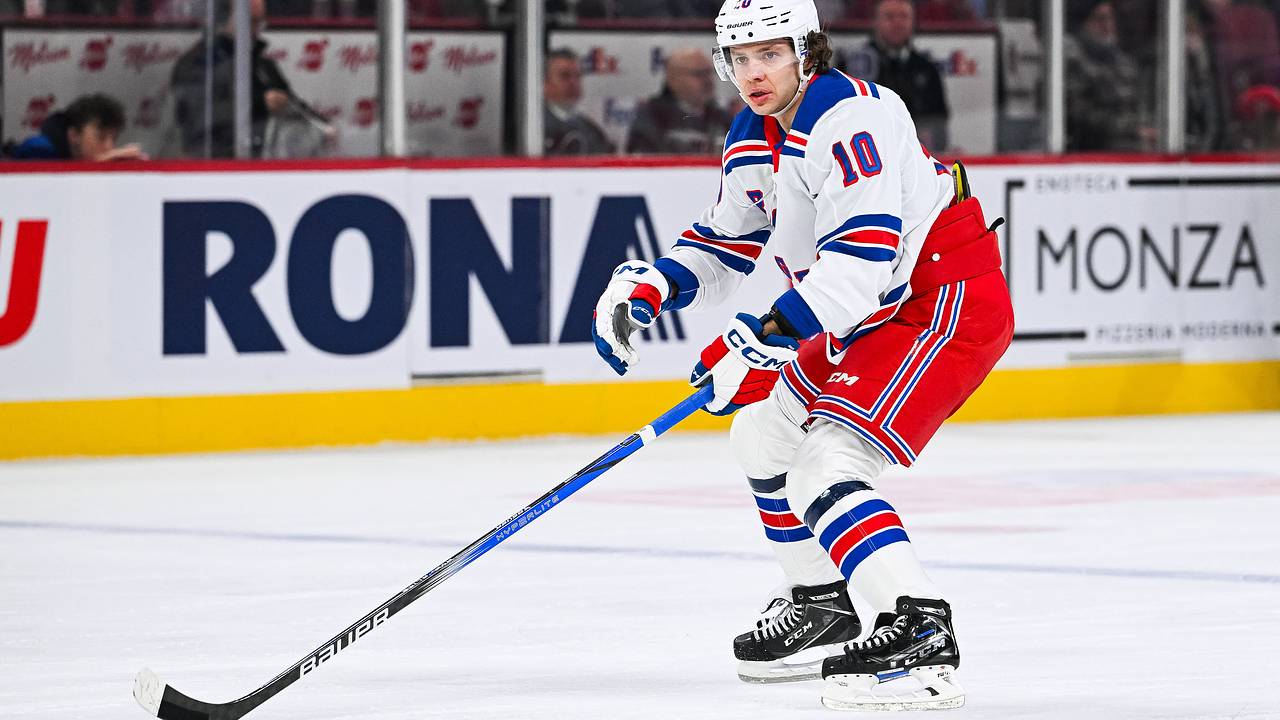 Гол и передача Панарина не спасли «Рейнджерс» от поражения в матче НХЛ