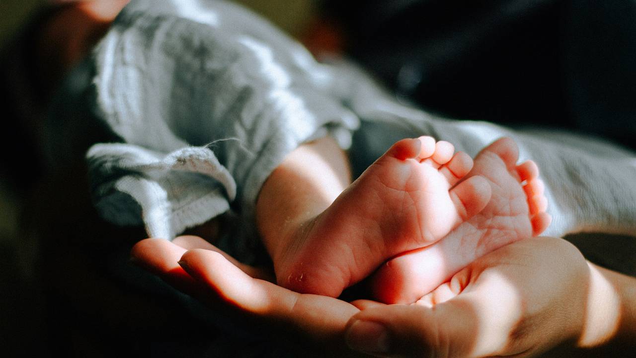 Притворявшаяся беременной женщина похитила чужого младенца и выдала его за своего