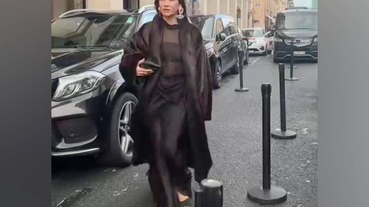 Ида Галич посетила Неделю моды в прозрачном платье