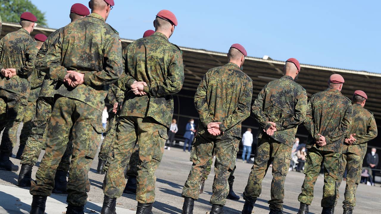 Кандидат в канцлеры Германии выступила против отправки немецких военных на Украину