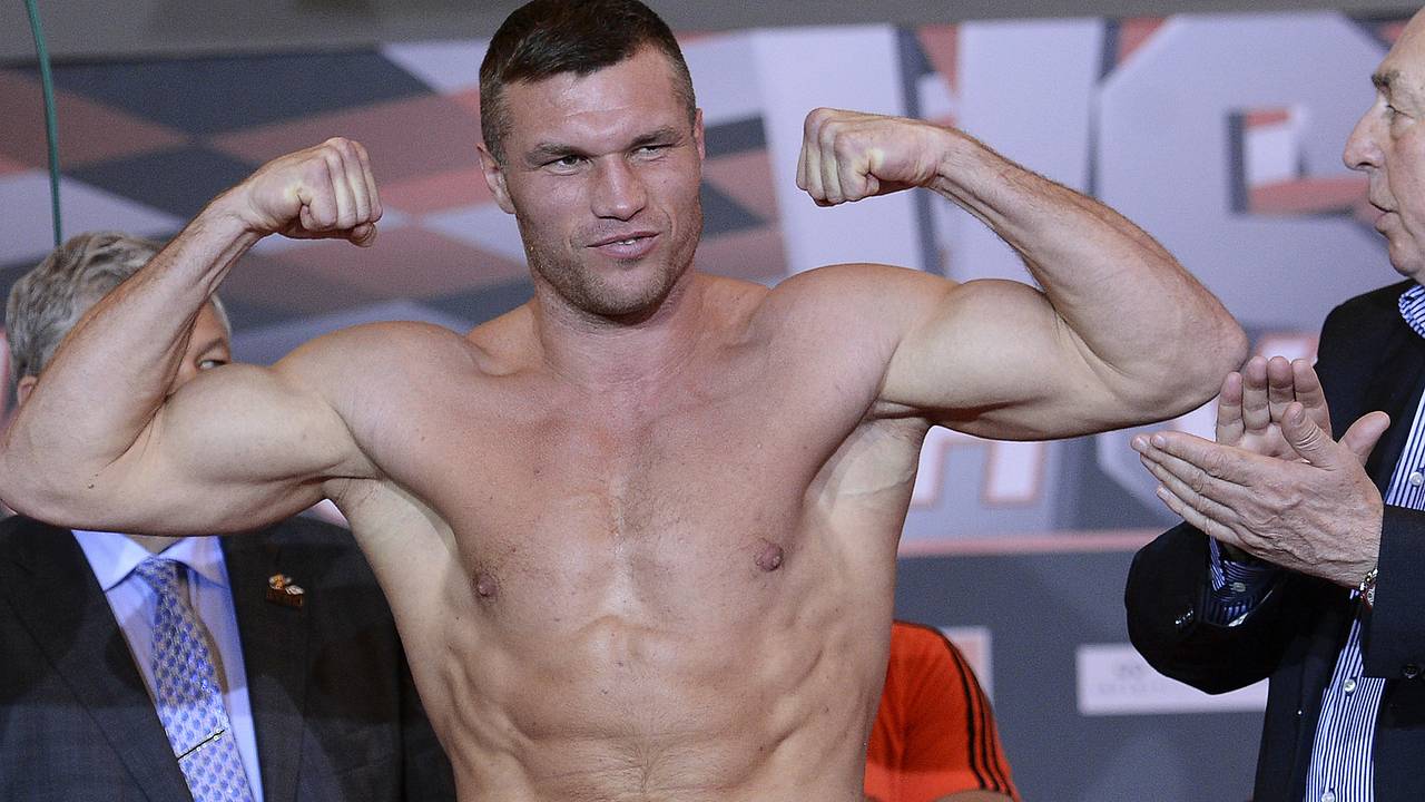 Бывшего чемпиона мира по боксу из России дисквалифицировали за допинг