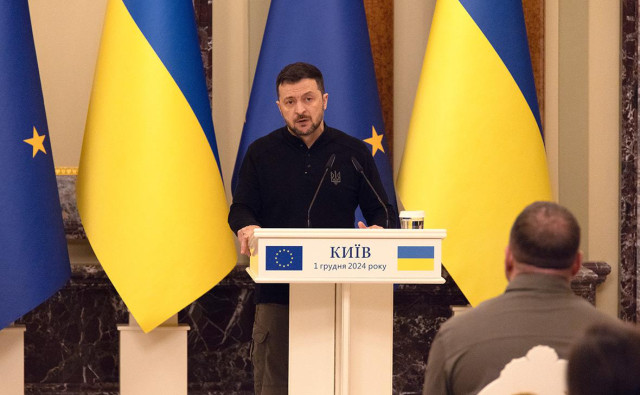 Зеленский потребовал от Трампа включить Украину в переговоры с Россией