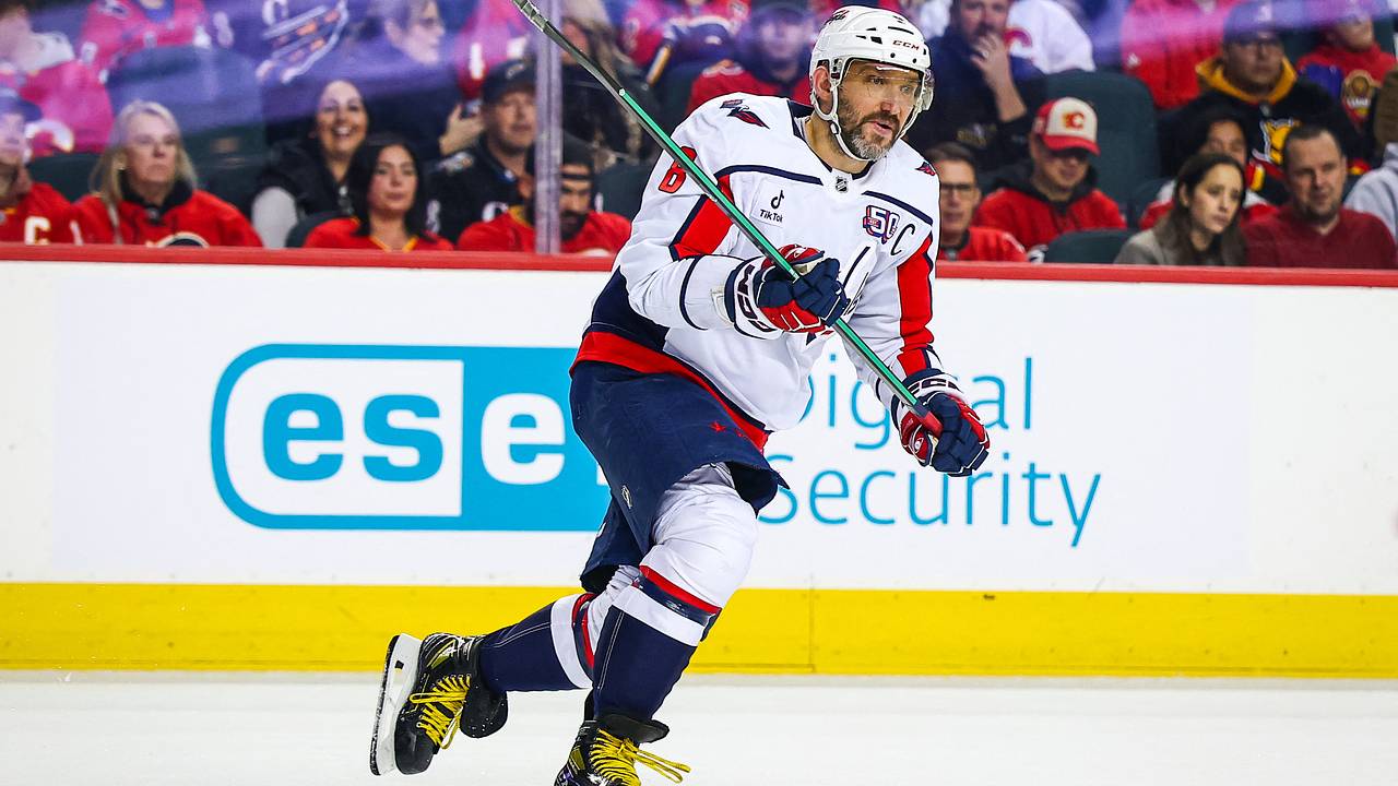 НХЛ обновила прогноз по дате рекорда Овечкина