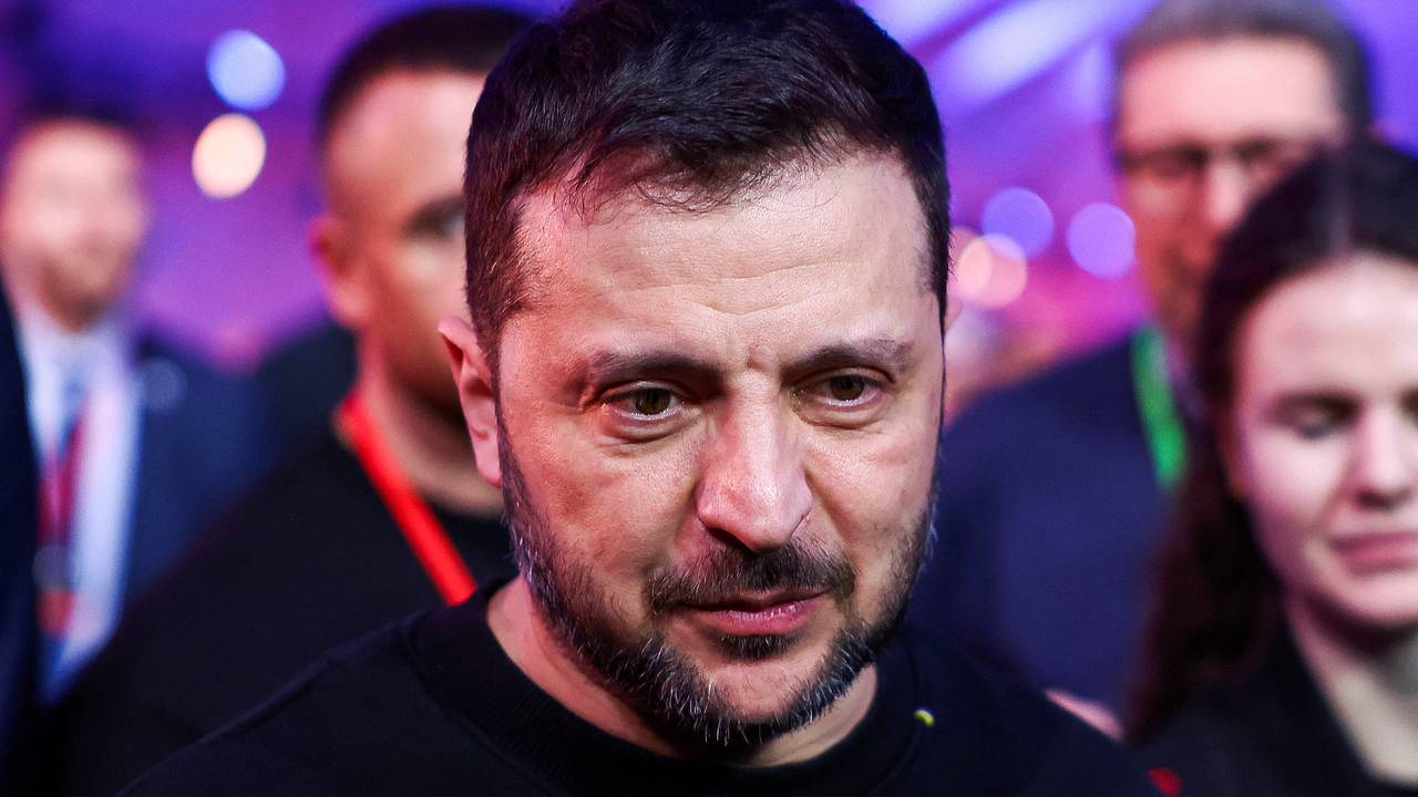 На Украине уличили Зеленского в поиске виноватых в конфликте