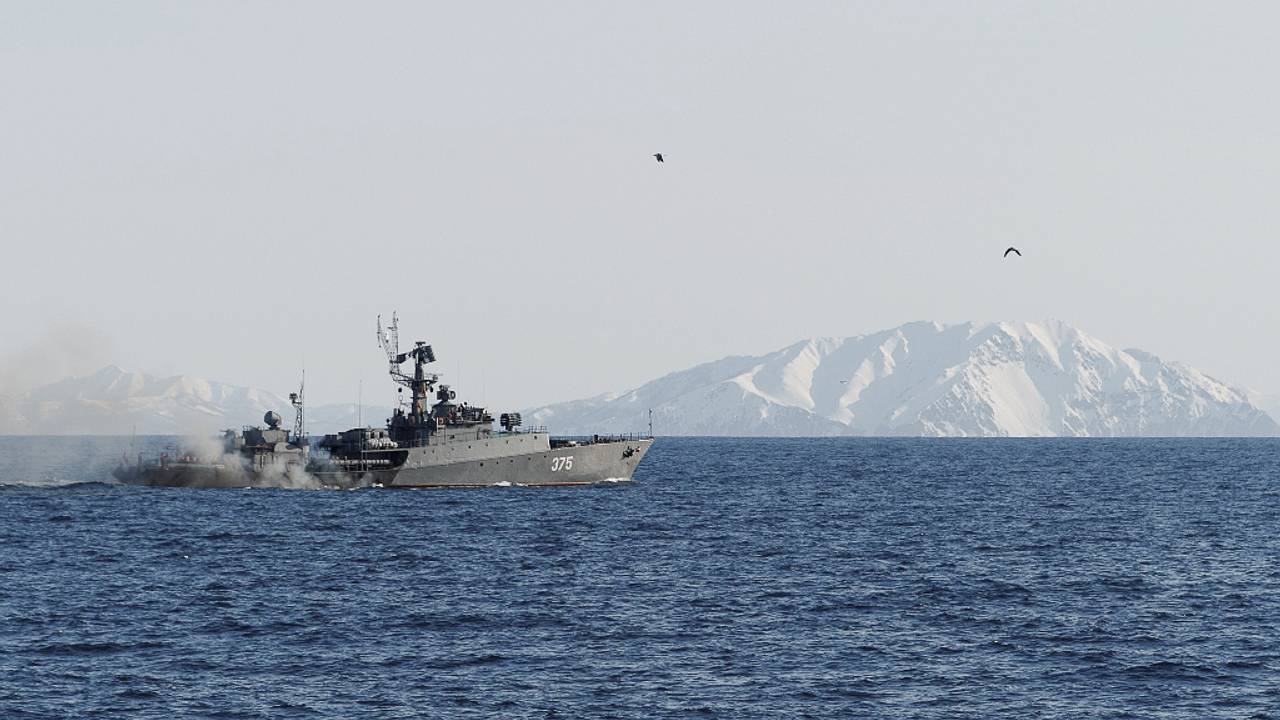 В российском регионе объявили штормовое предупреждение