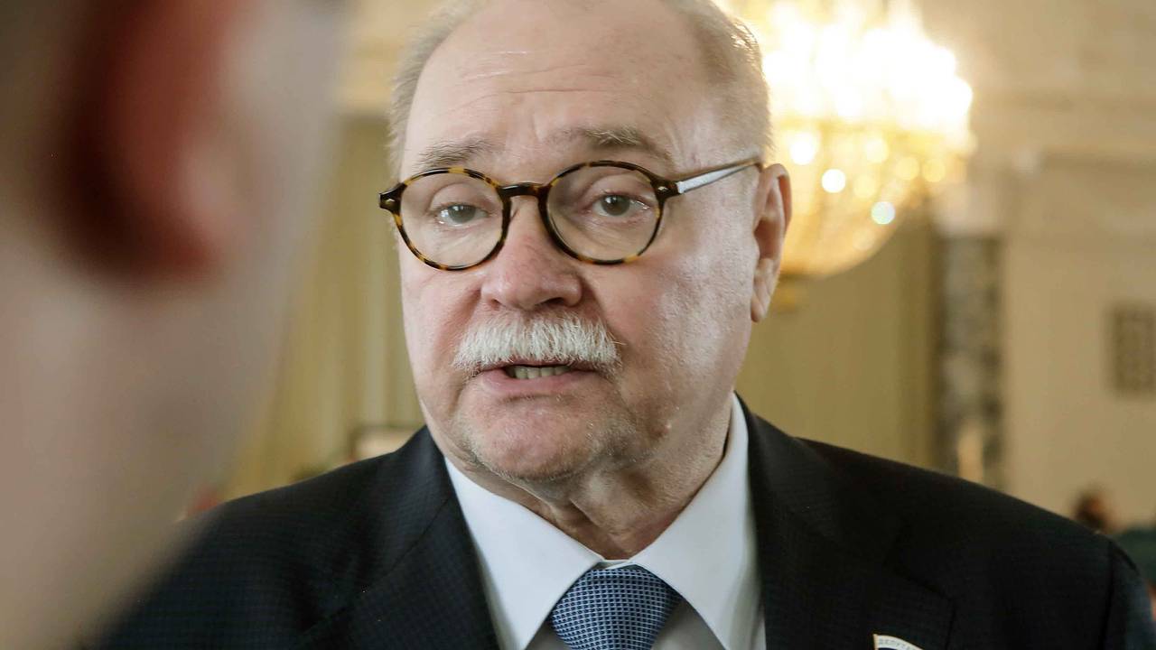 Известный режиссер заявил о готовности возглавить «Ленфильм» после ухода Бондарчука