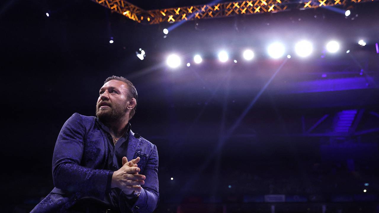 Макгрегор оскорбил Нурмагомедова и вызвал его на бой