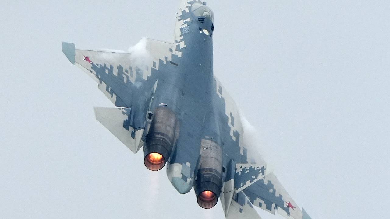 Генерал сравнил Су-57 с американским F-35