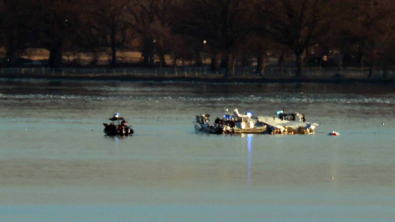 Пентагон засекретил имя одного из находившихся на борту разбившегося ветолета военных