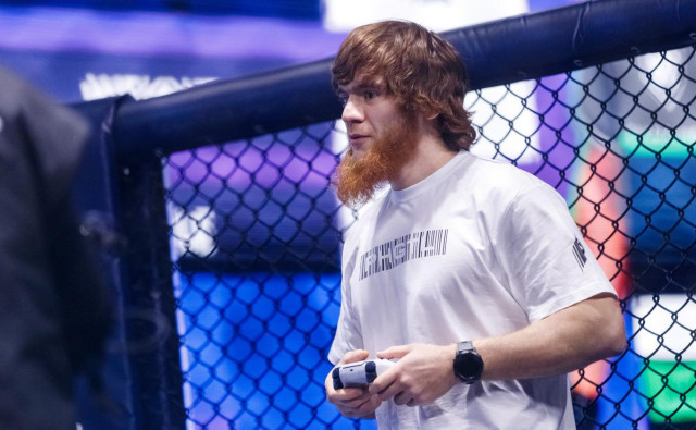 Шара Буллет потерпел первое поражение в карьере на турнире UFC в Эр-Рияде