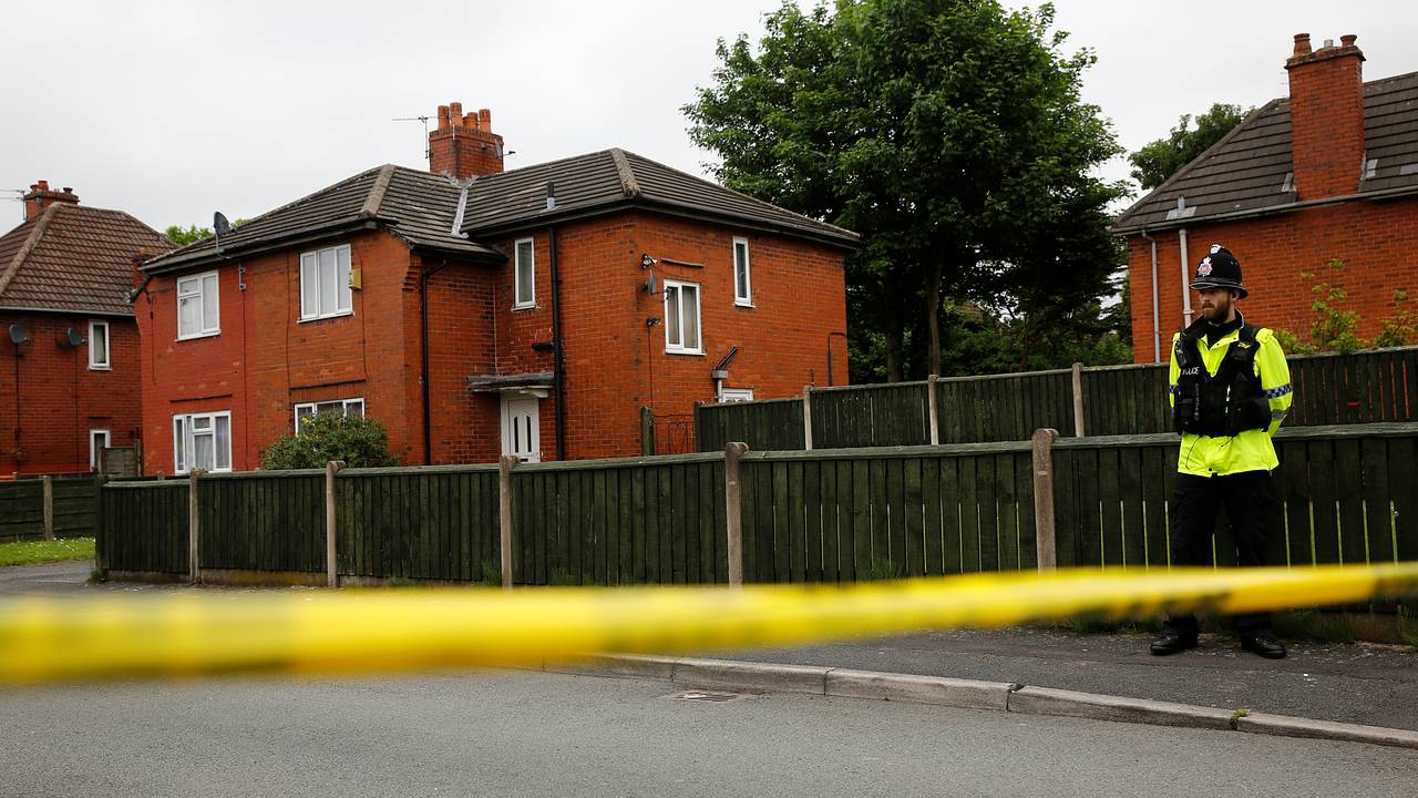 В Британии автомобиль врезался в здание