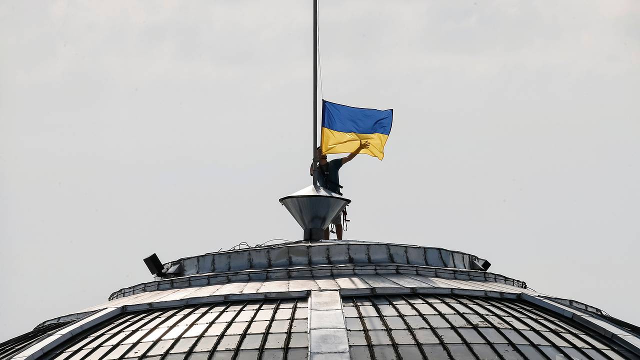 В Одессе вандалы испортили мемориальные доски Врубелю и Сеченову
