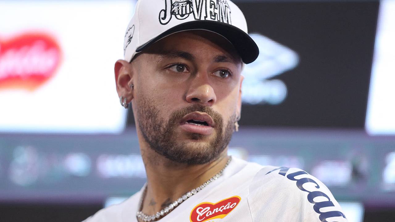 Неймар прокомментировал возвращение в «Сантос»