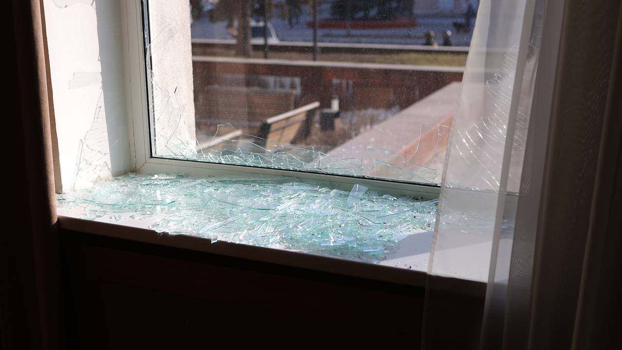 В Волгограде прозвучали 50 взрывов на фоне атаки беспилотников ВСУ. Украинские дроны пролетали в 300 метрах над крышами домов