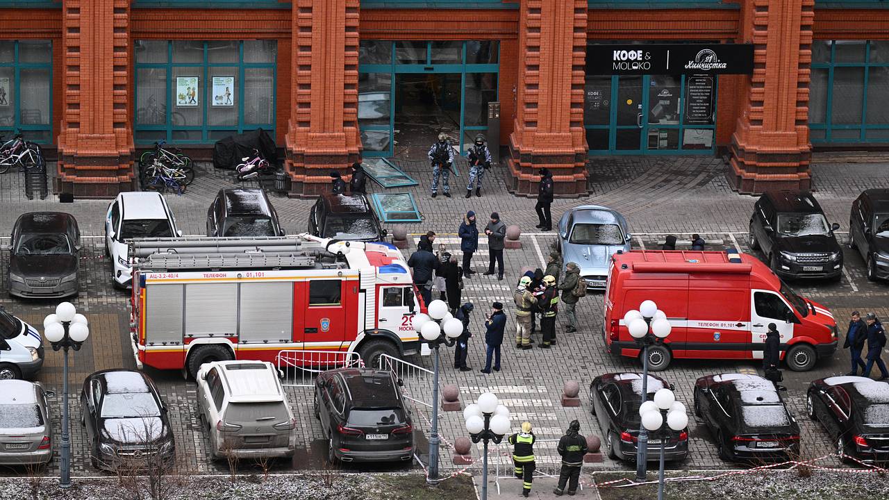 Живущий в ЖК «Алые Паруса» адвокат рассказал о возможном пропуске у заложившего бомбу