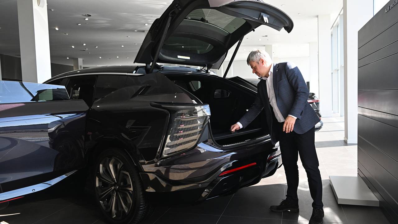 Продажи одного вида машин в России рухнули