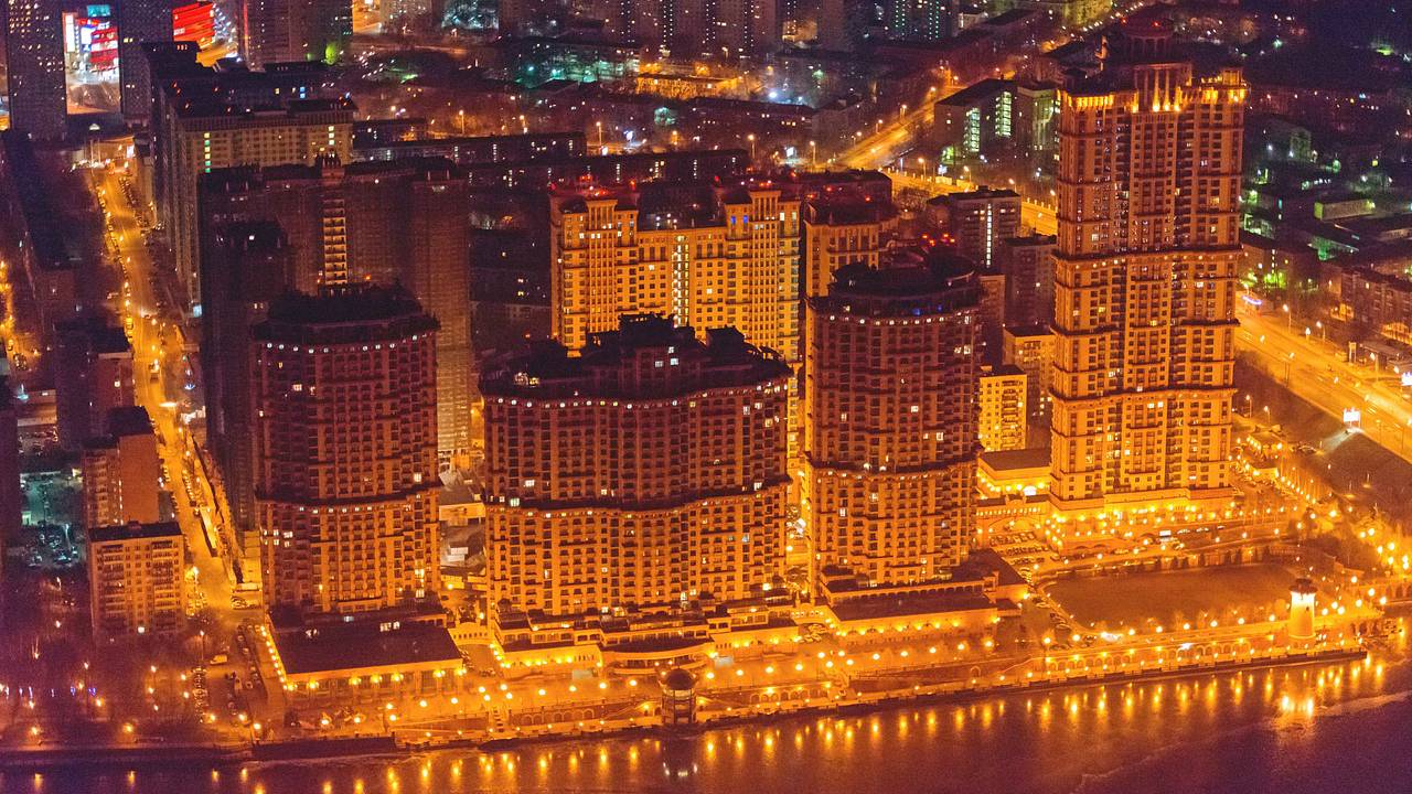 Убийства и падающие лифты. ЖК «Алые Паруса» пережил пять трагедий за 9 лет. Чем еще печально известен элитный комплекс в Москве?