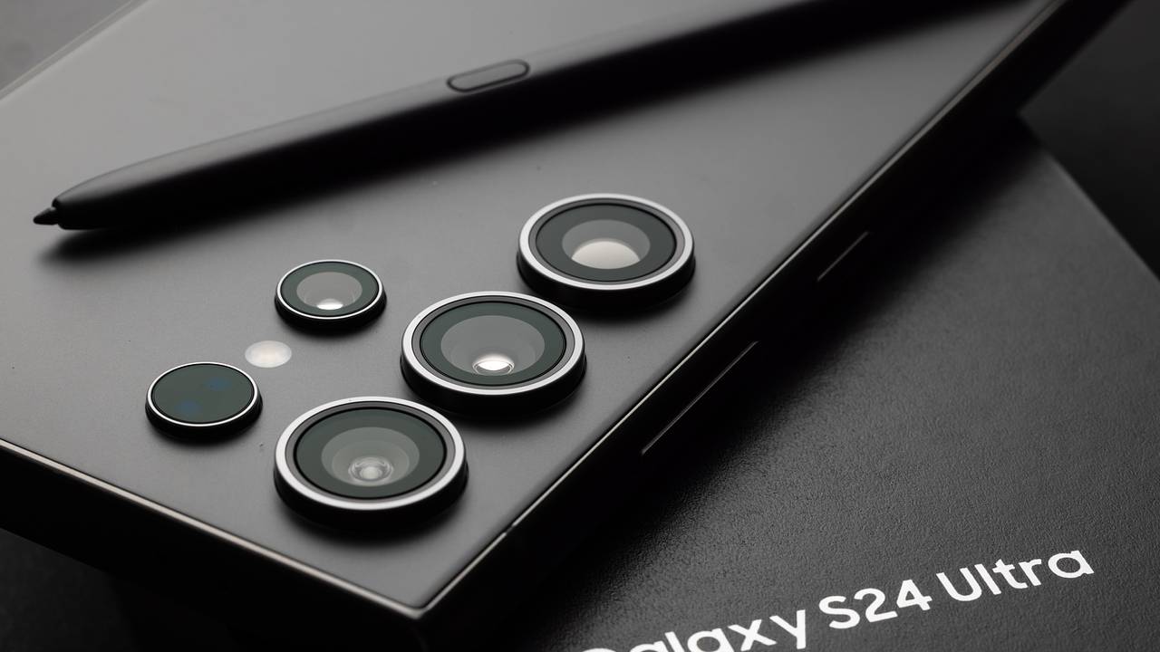 В смартфоне Samsung обнаружили фейковые детали