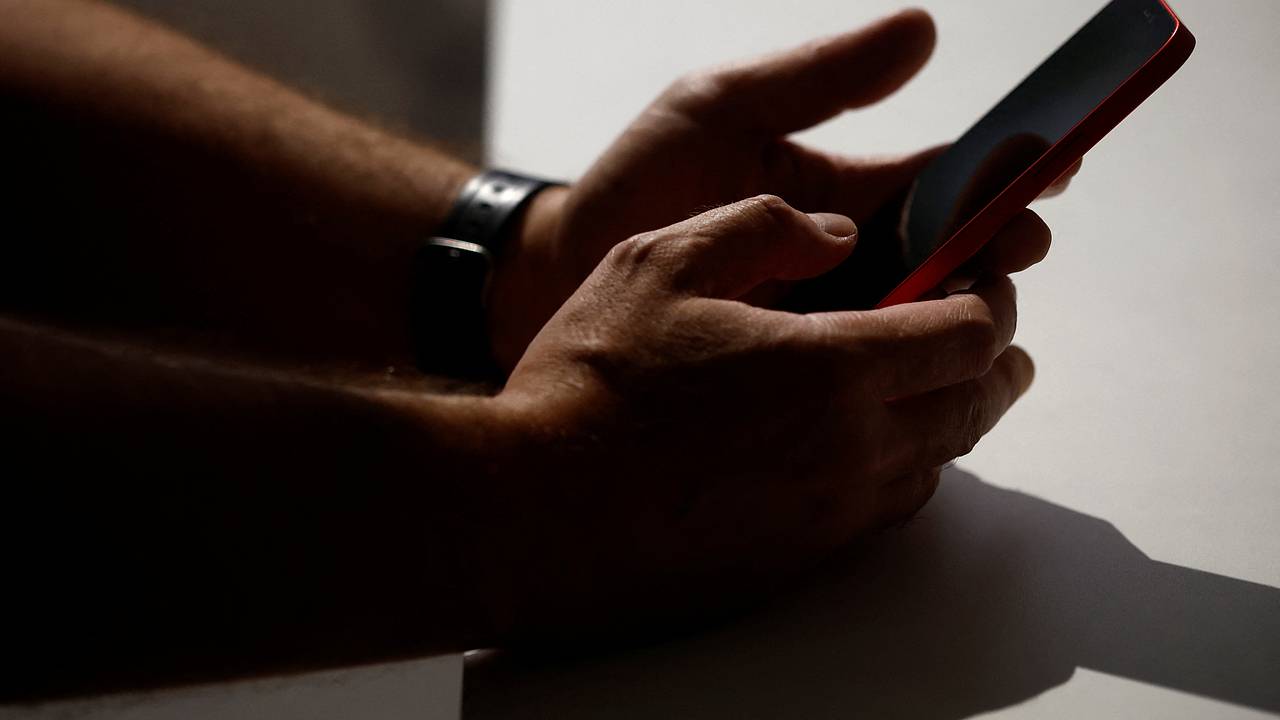На iPhone появилось первое приложение с порно