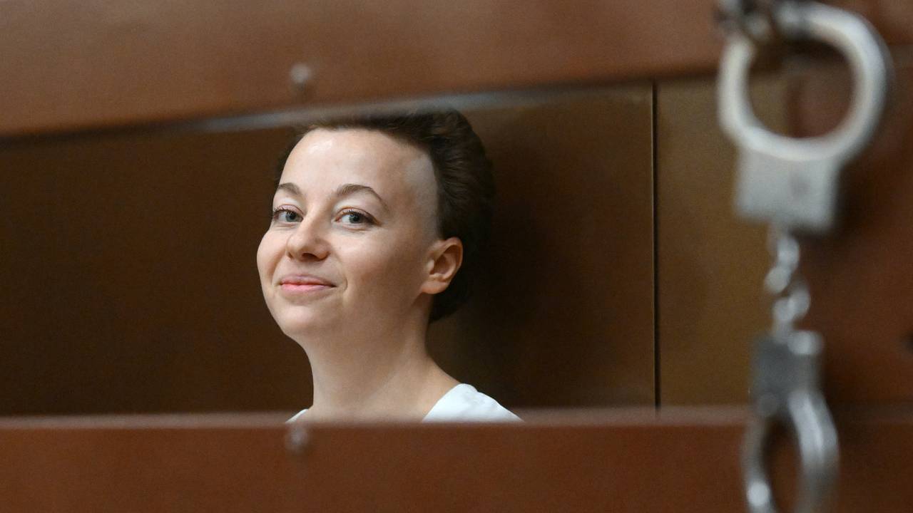 Приговоренную к пяти годам и семи месяцам Беркович этапировали в колонию